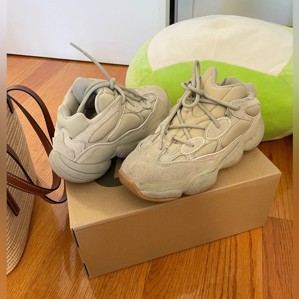 Yeezy 500 stone with shoe box US M4.5/US F6